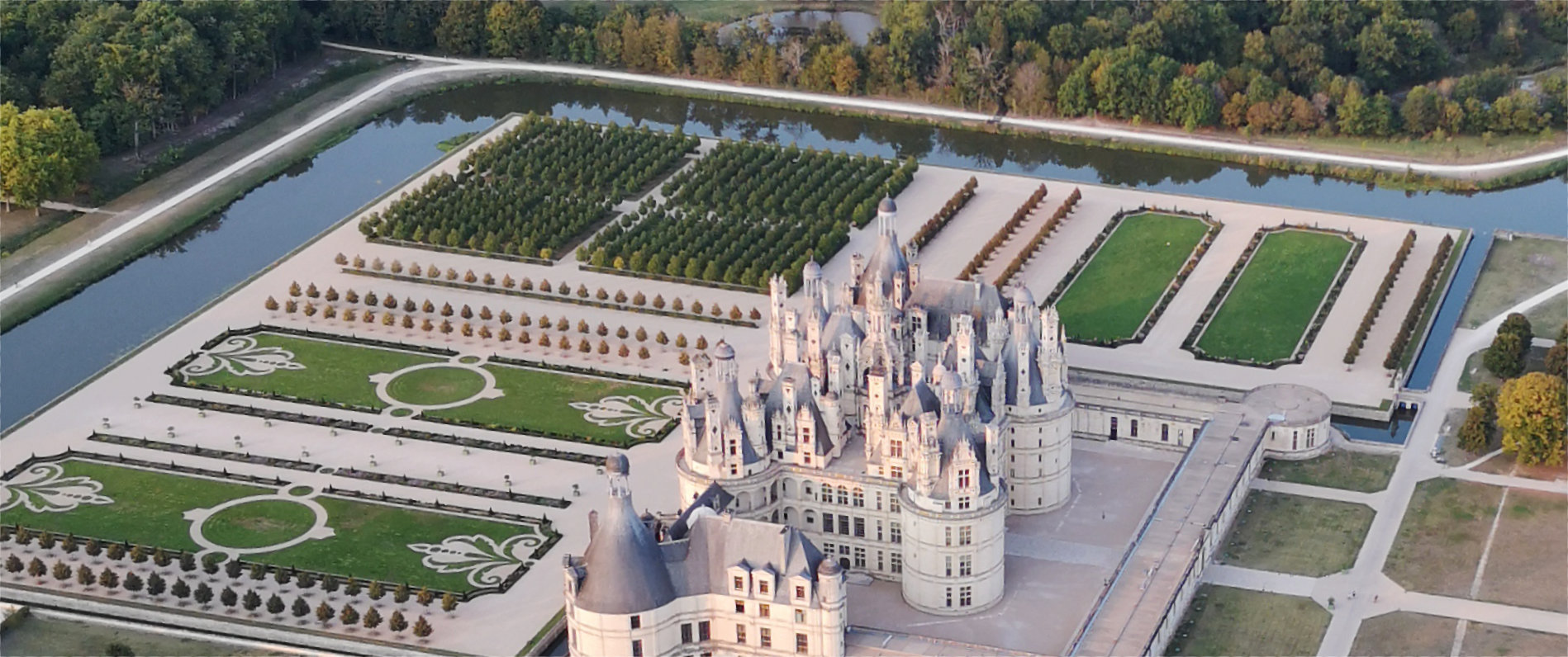 survoler les châteaux de la Loire, une idée cadeau parfaite